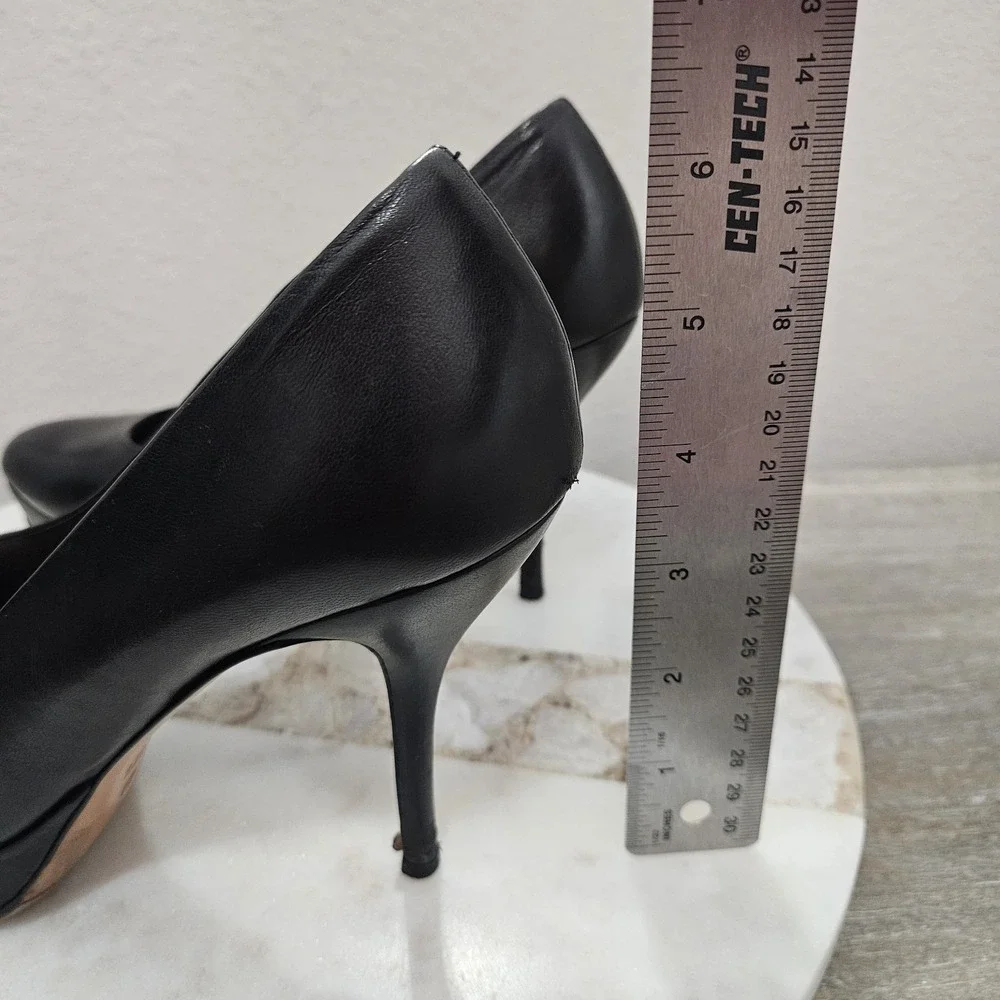 Gucci Black Leather Platform Pumps Heels Sz 37 US 7